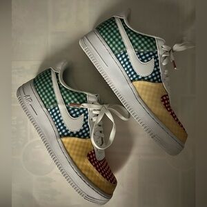 Air Force 1 Low OS - Gingham Pack: Multicolor
Size 7.5- women's